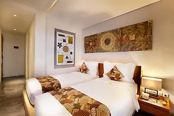 Jocs Boutique 3* Legian